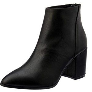 Steve Madden Women's Jillian Black Leather Bootie Casual